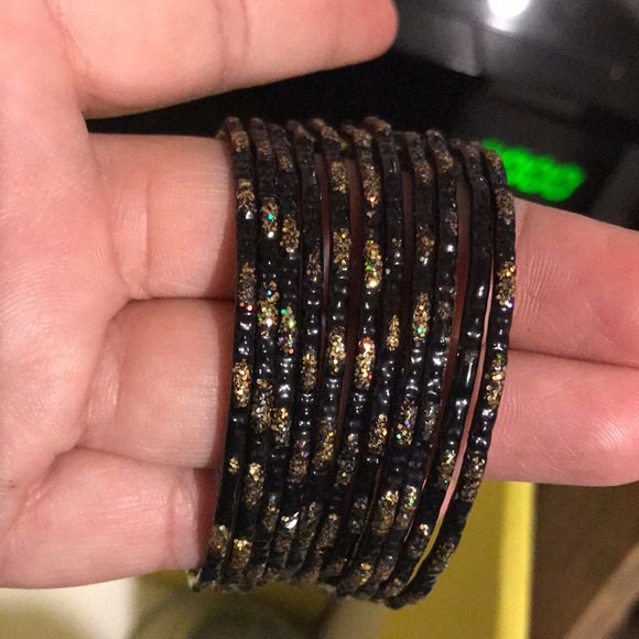 INDIAN BANGLES - Picture 9 of 9